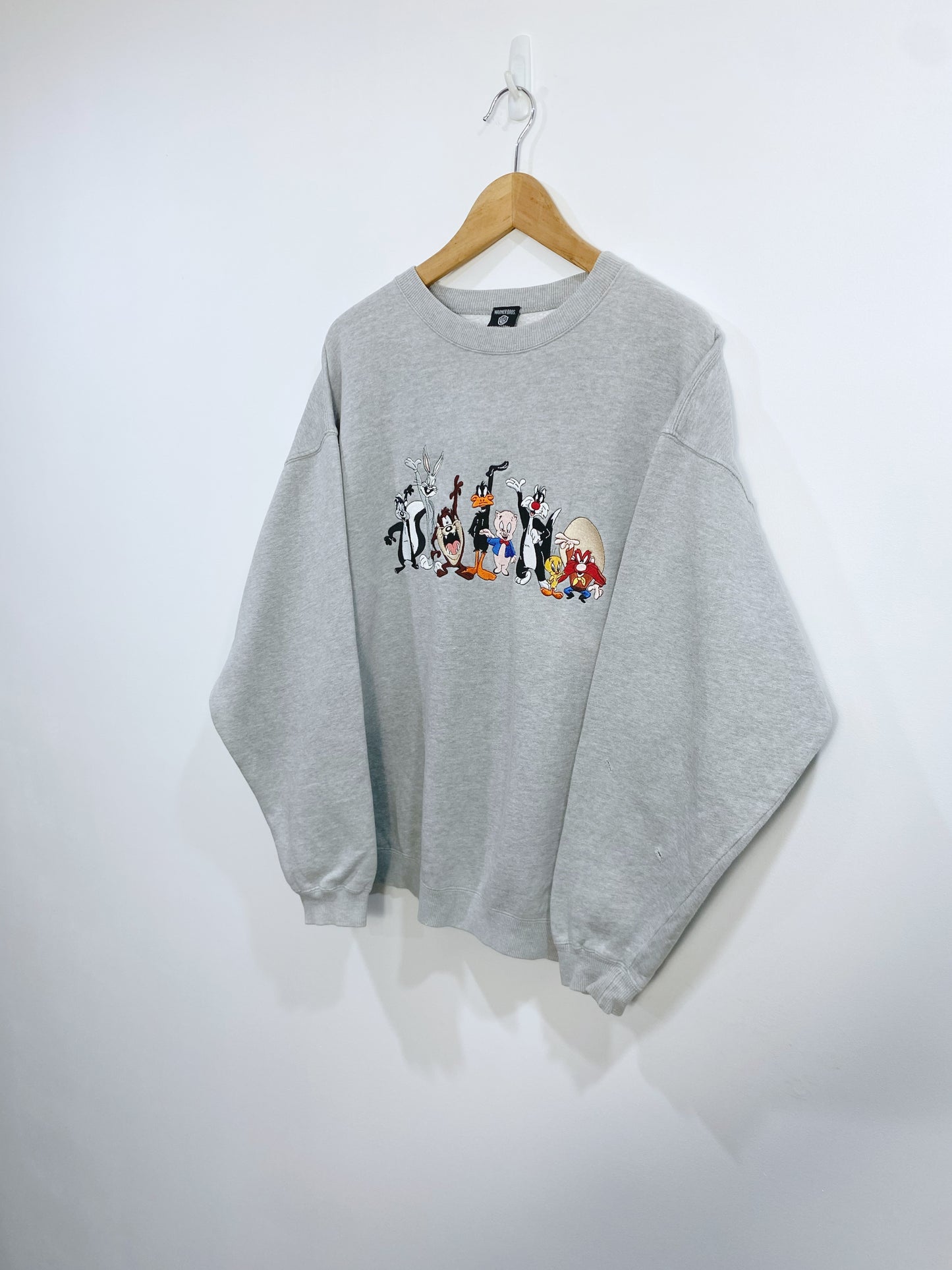 Vintage 1997 Looney Tunes Embroidered Sweatshirt L
