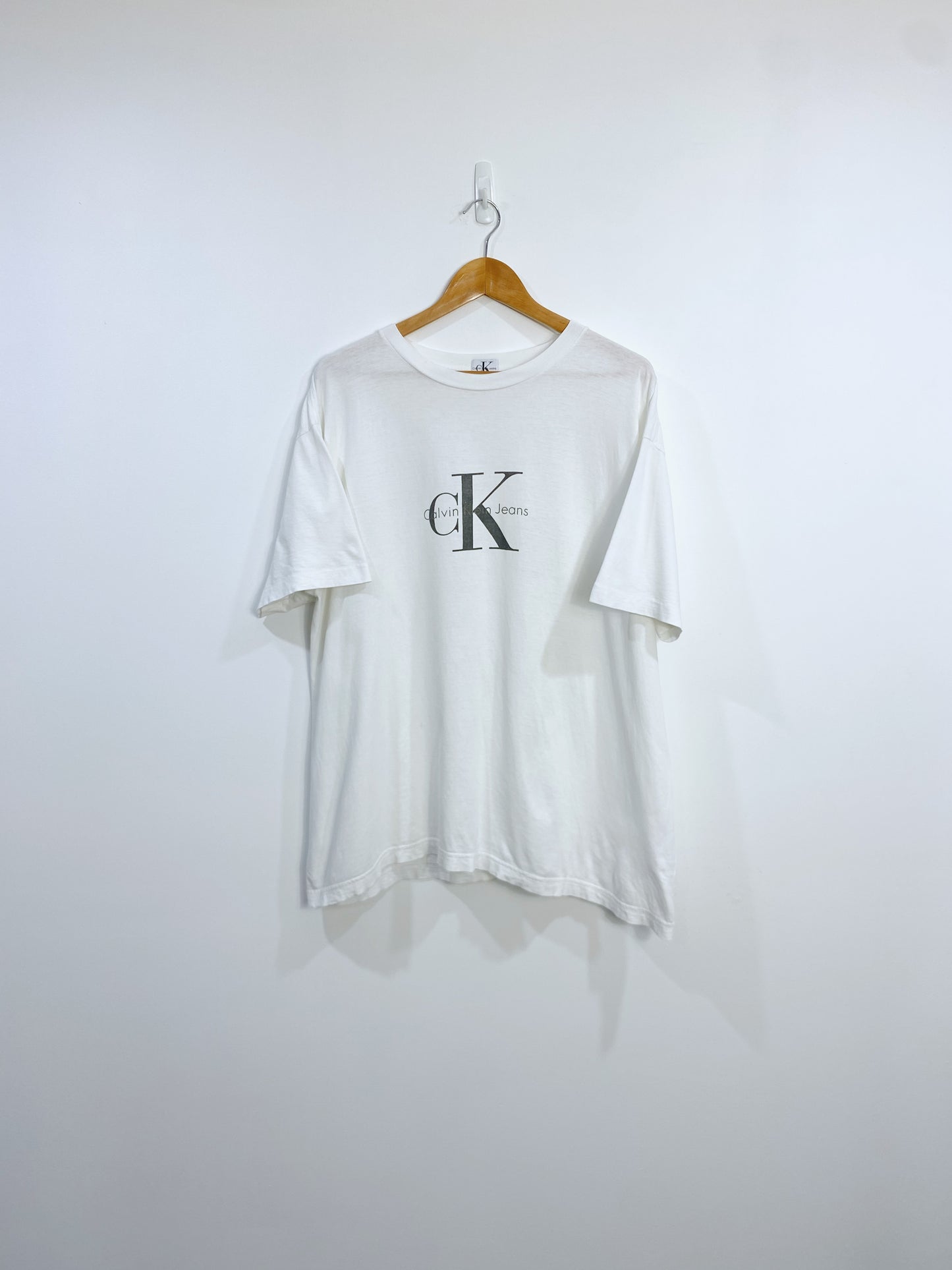 Vintage 90s Calvin Klein T-shirt L