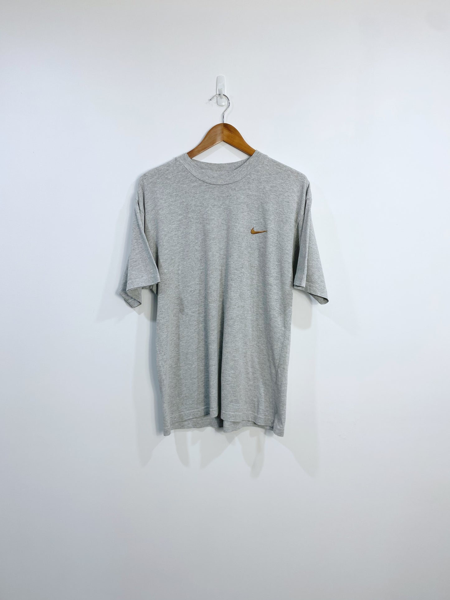 Vintage Nike Embroidered T-shirt L
