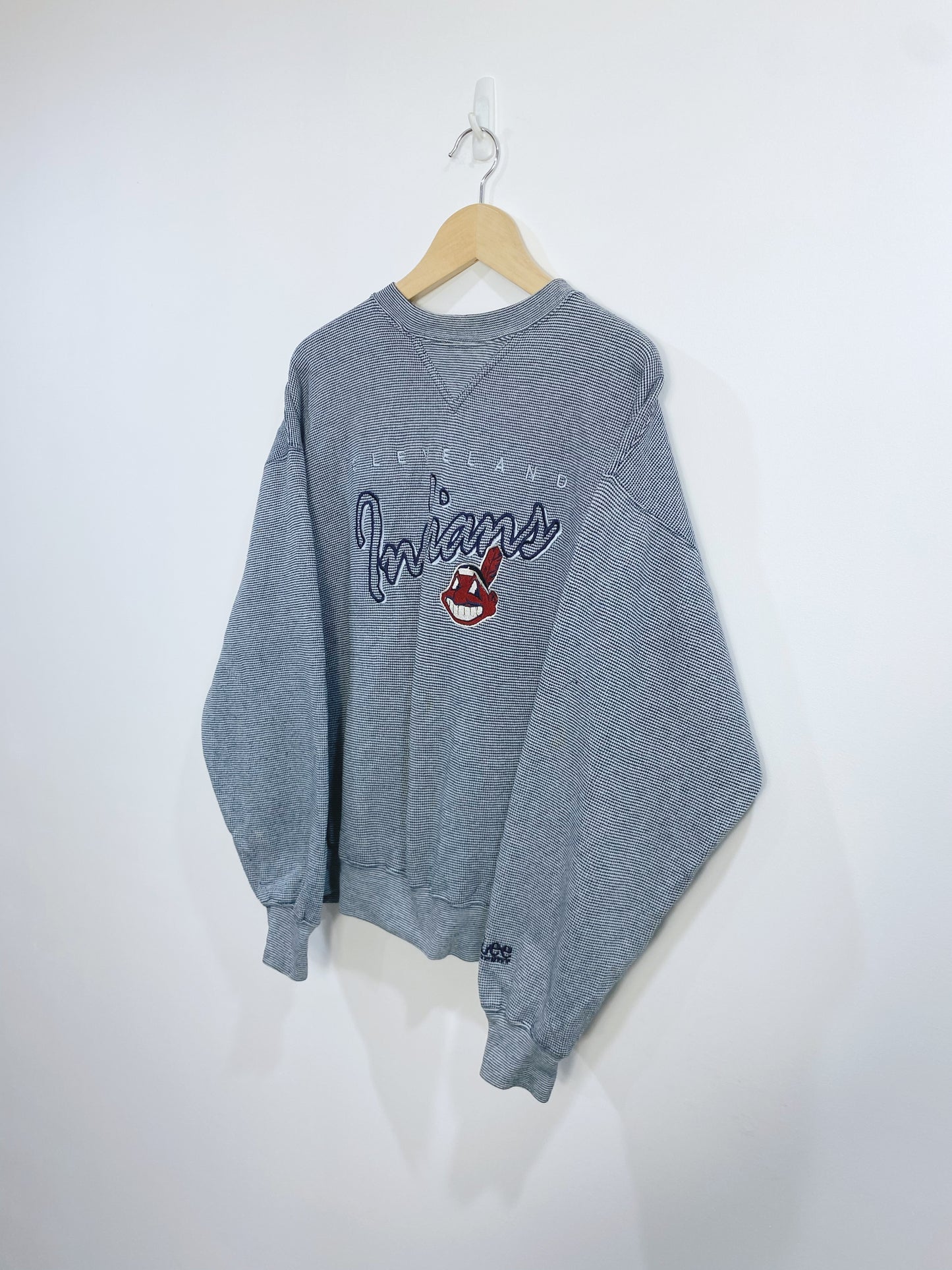 Vintage 90s Cleveland Indians Embroidered Sweatshirt L