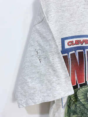 Vintage 1995 Cleveland Indians Signed T-shirt L