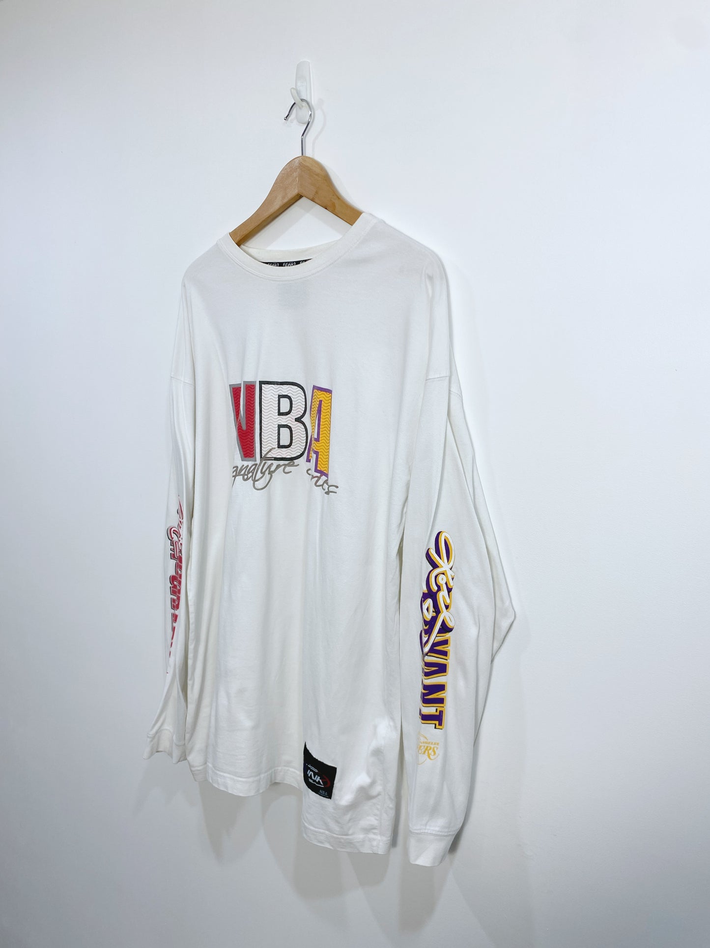 Vintage NBA Signature Series Kobe Bryant LongSleeve Shirt XL