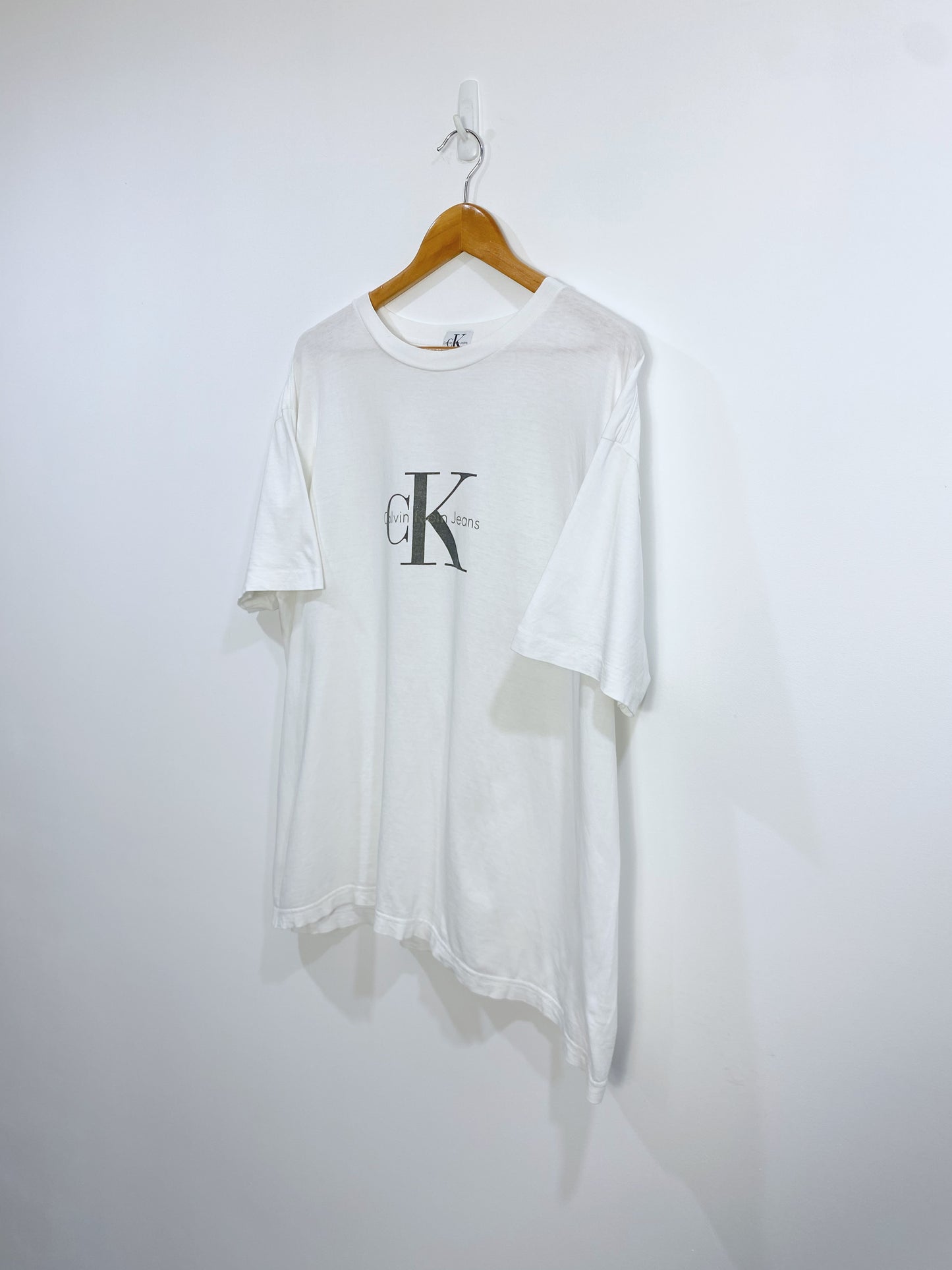 Vintage 90s Calvin Klein T-shirt L