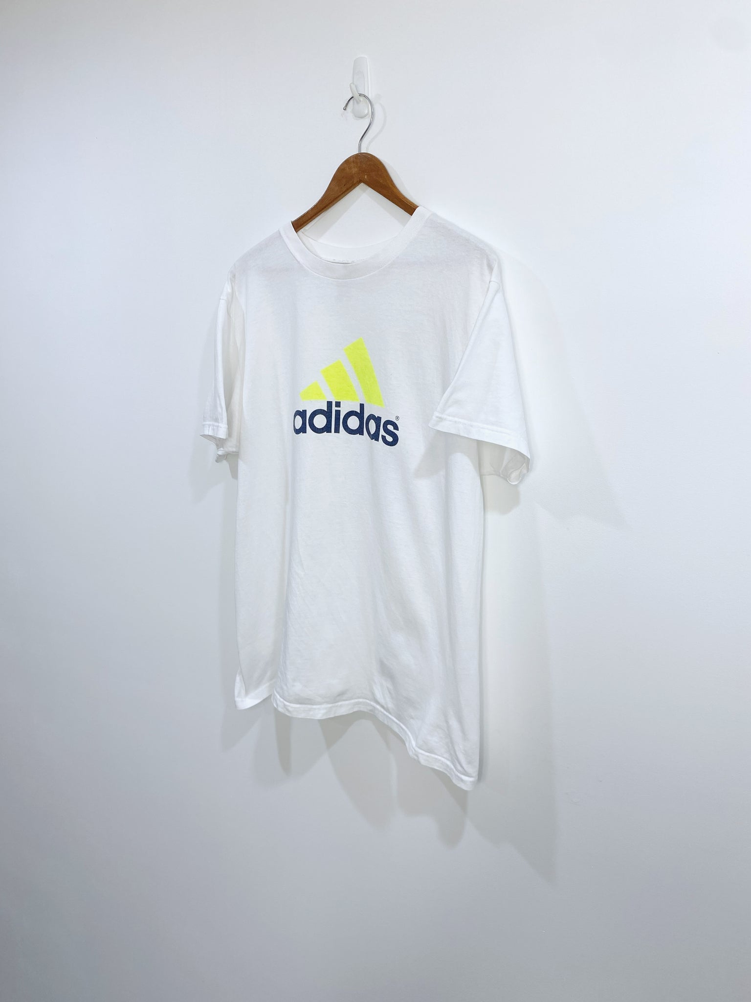 Vintage 90s Adidas T-shirt M