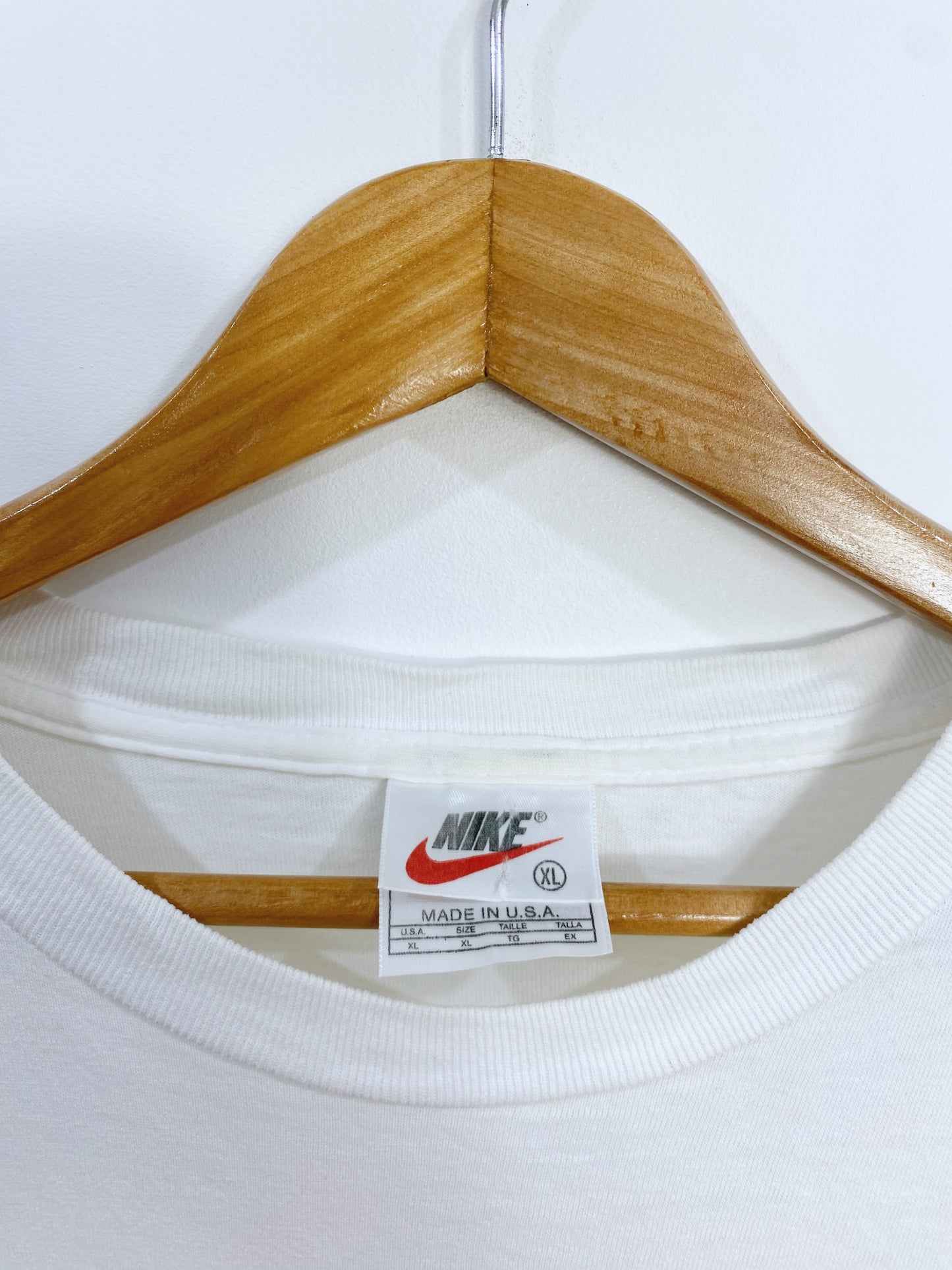 Vintage 90s Nike Embroidered T-shirt XL