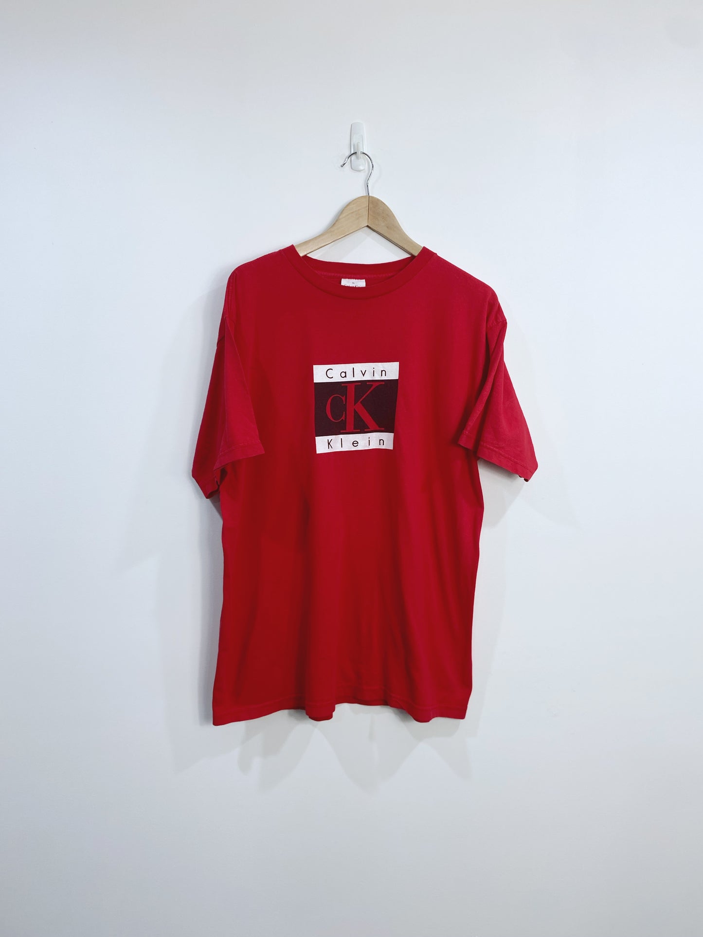 Vintage 90s Calvin Klein T-shirt L