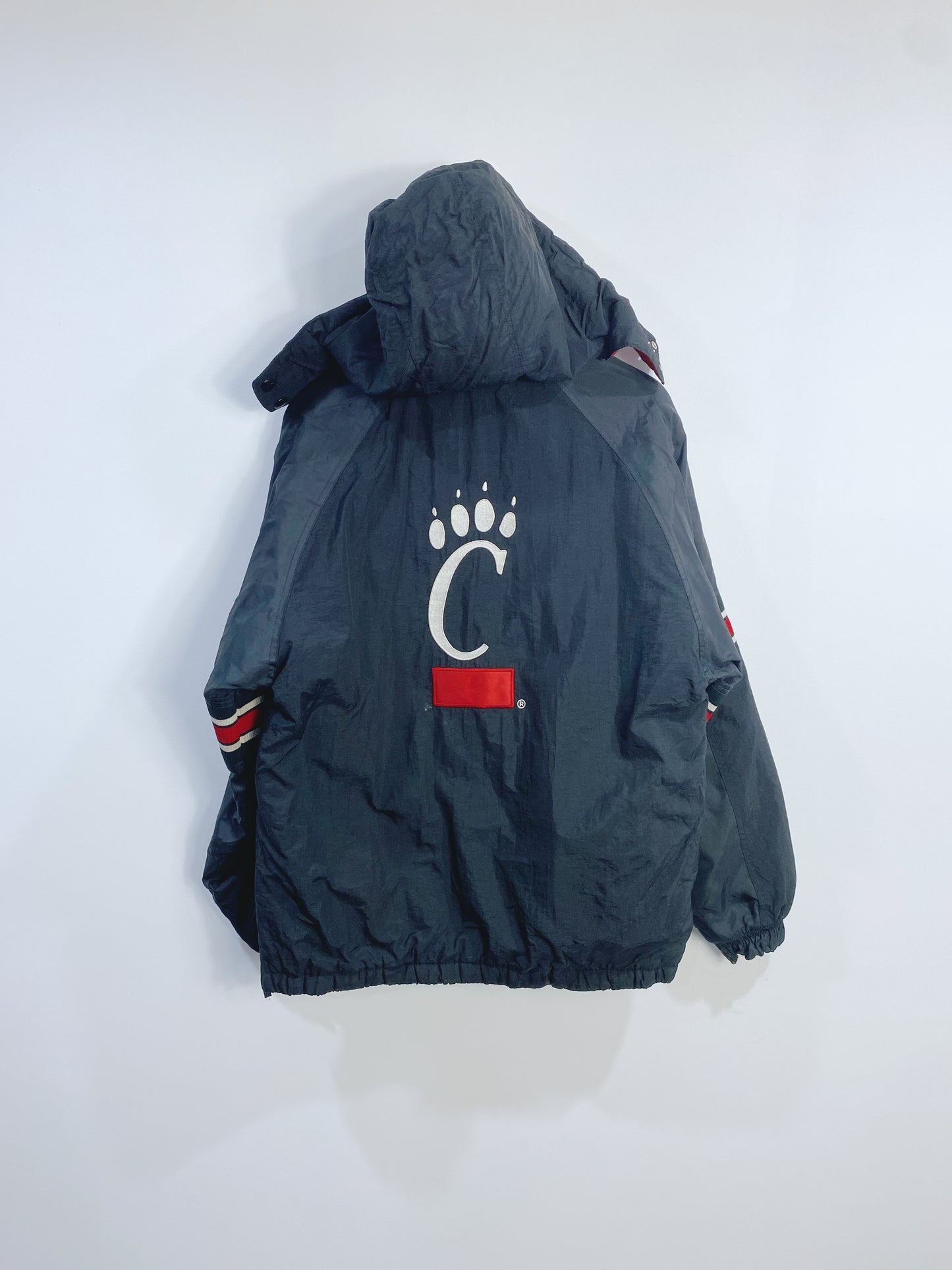 Vintage 90s Cincinnati BearCats Starter Jacket L