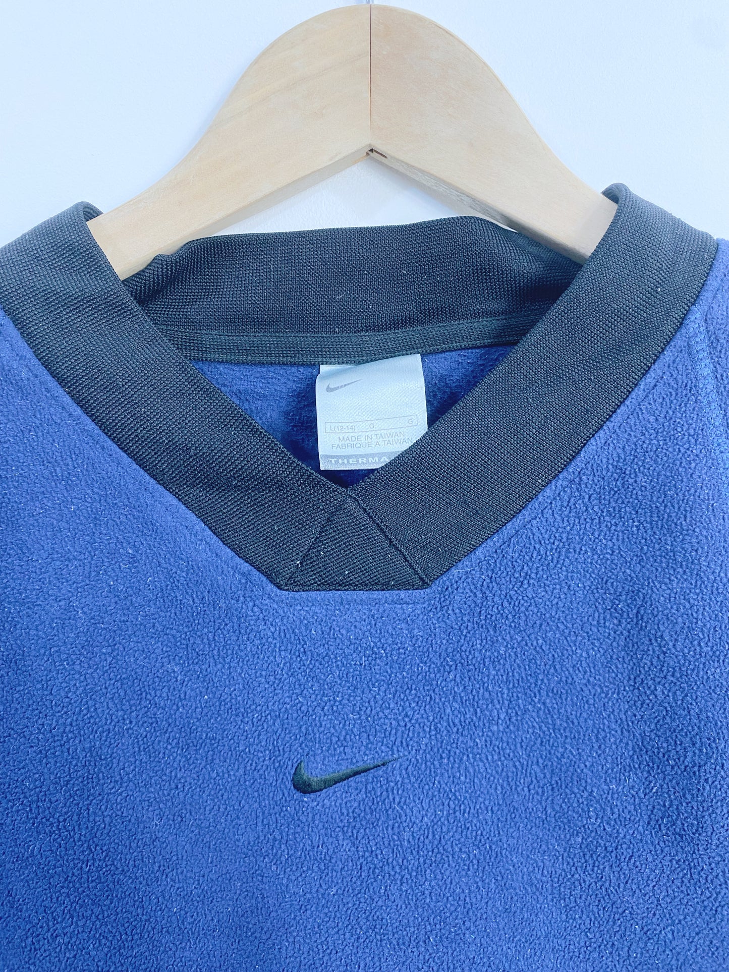 Vintage Nike Centre Swoosh Embroidered Sweatshirt M