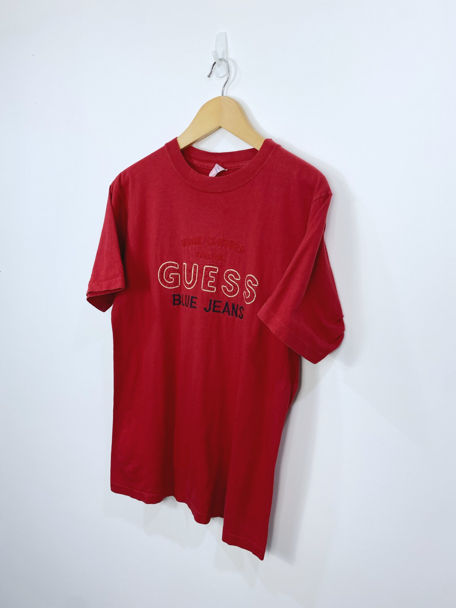 Vintage 90s Guess Jeans Embroidered T-shirt M