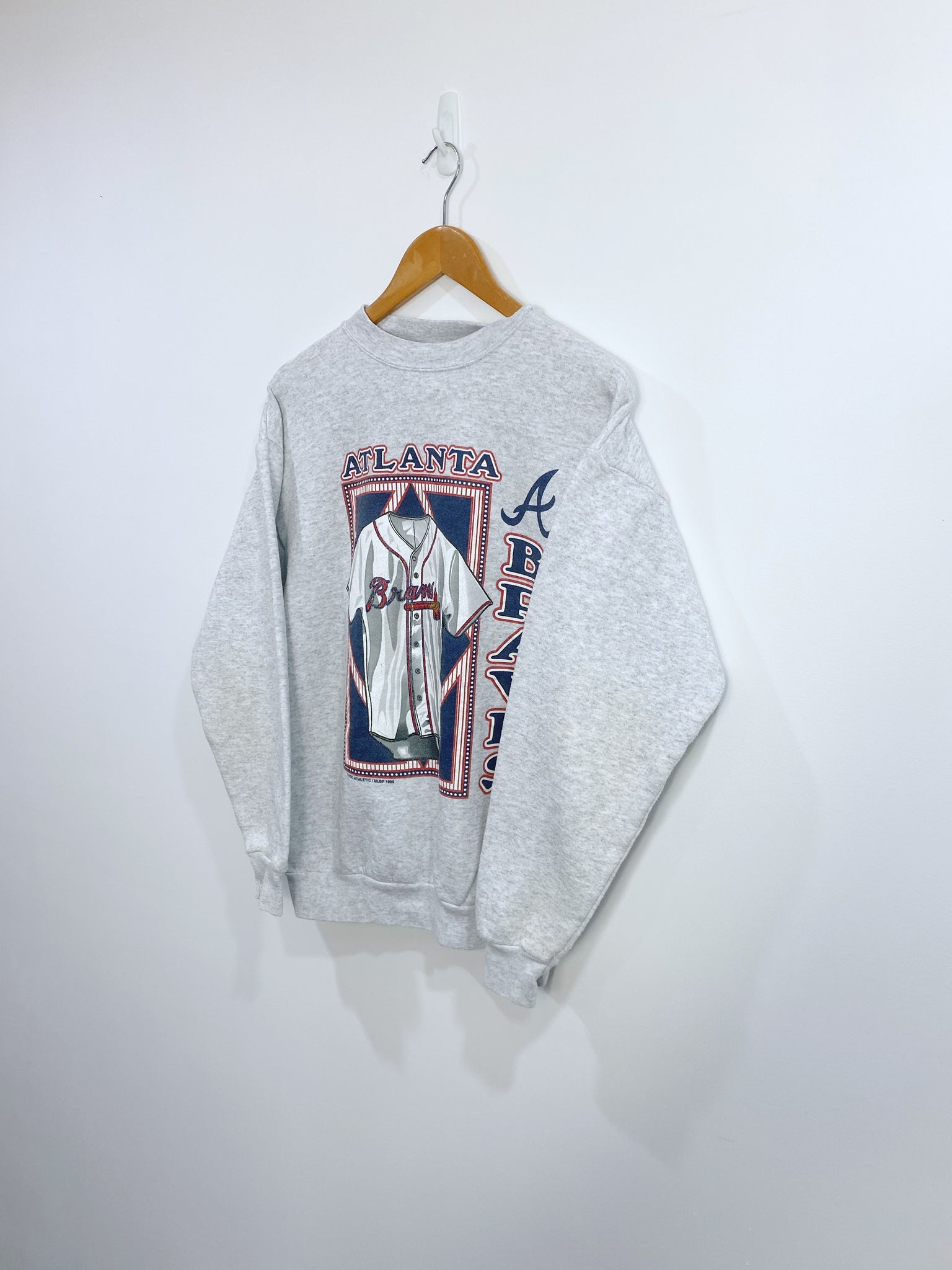 Vintage 1999 Atlanta Braves Sweatshirt M