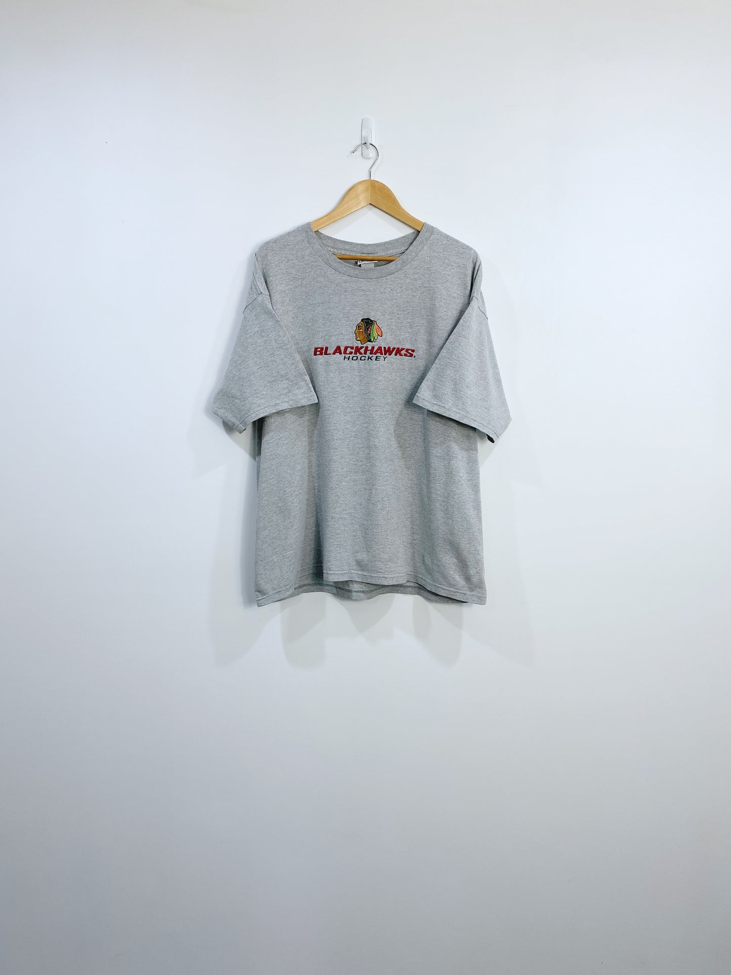 Vintage BlackHawks Embroidered T-shirt L