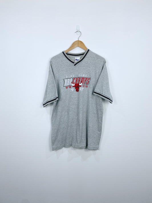 Vintage 1997 Chicago Bulls Embroidered T-shirt L