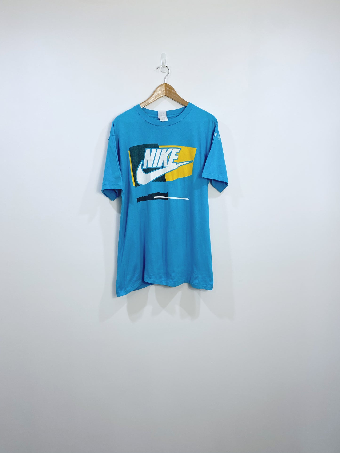 Vintage 90s Nike T-shirt L