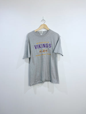 Vintage Minnesota Vikings Embroidered T-shirt M