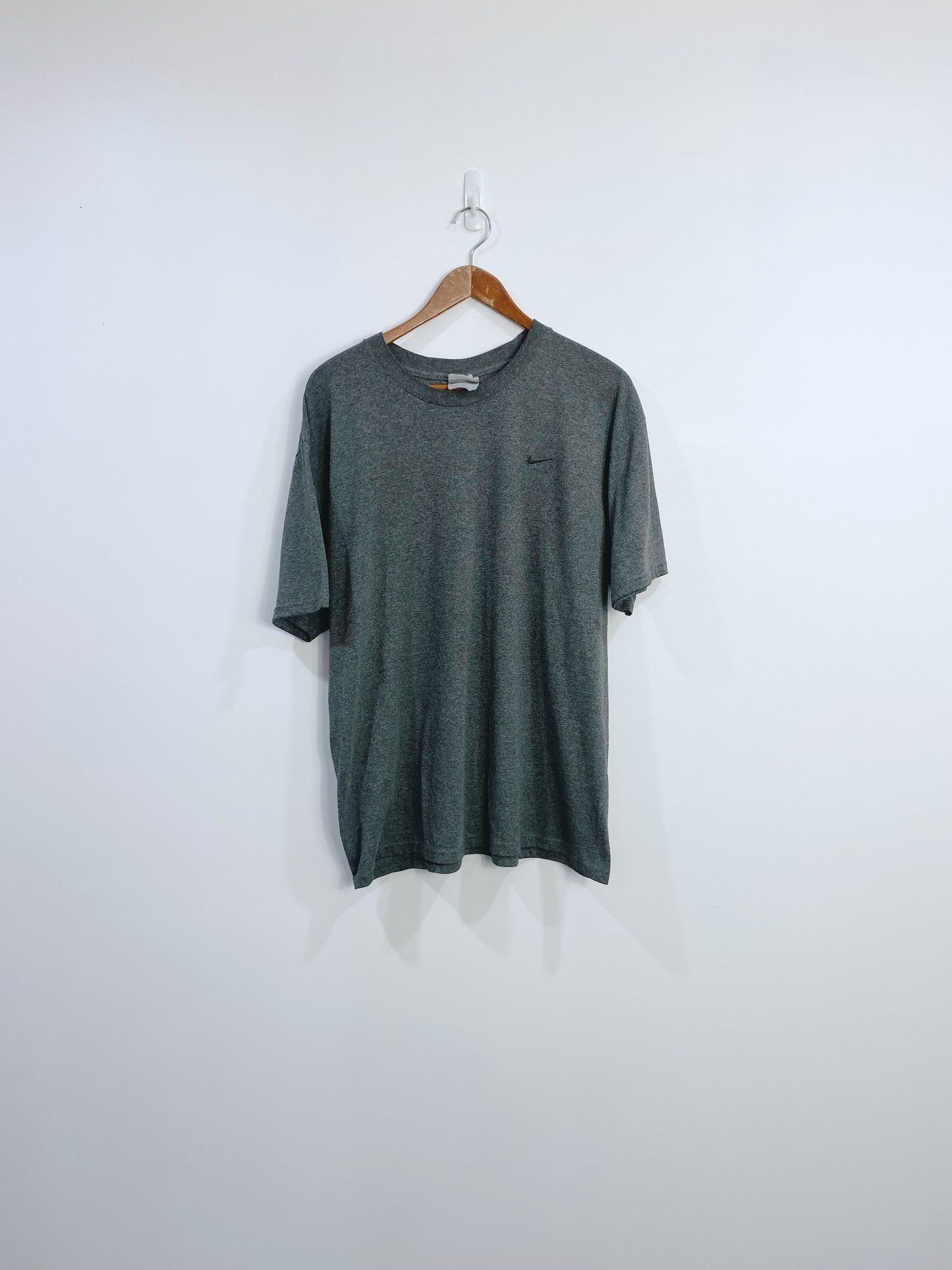 Vintage Nike Embroidered T-shirt L