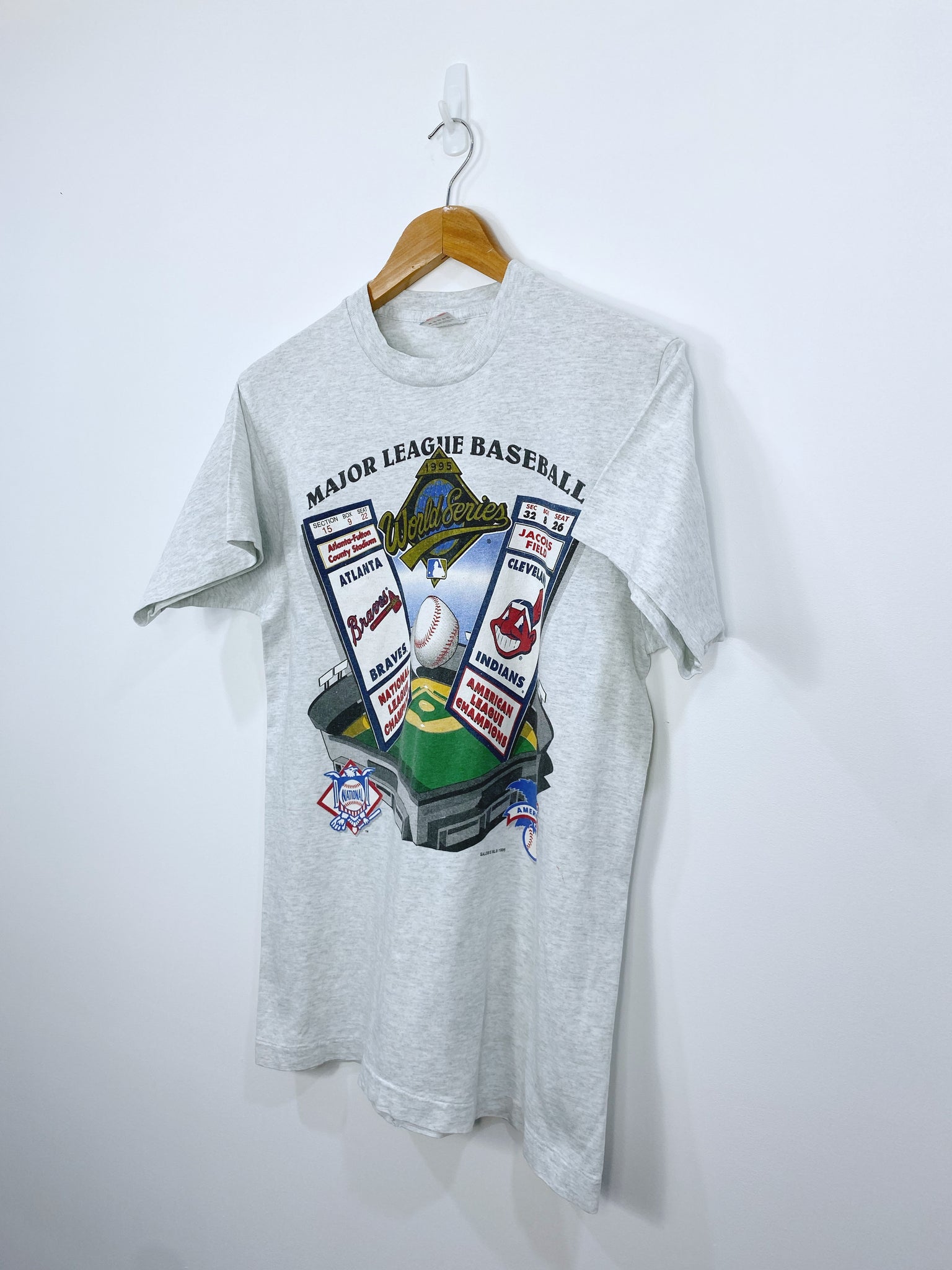 Vintage 1995 Braves Vs Indians T-shirt M