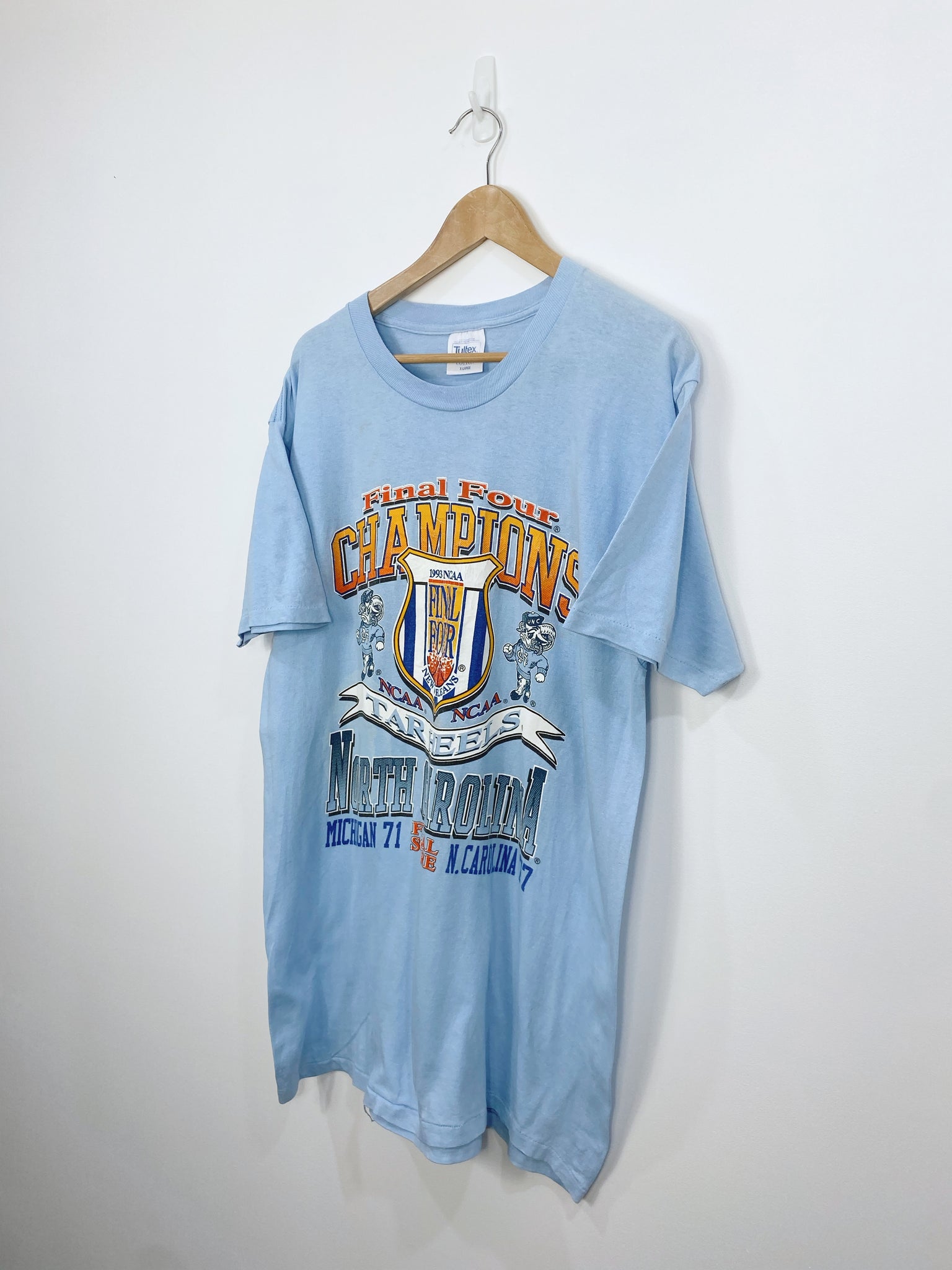 Vintage 1993 North Carolina Tarheels Championship T-shirt L